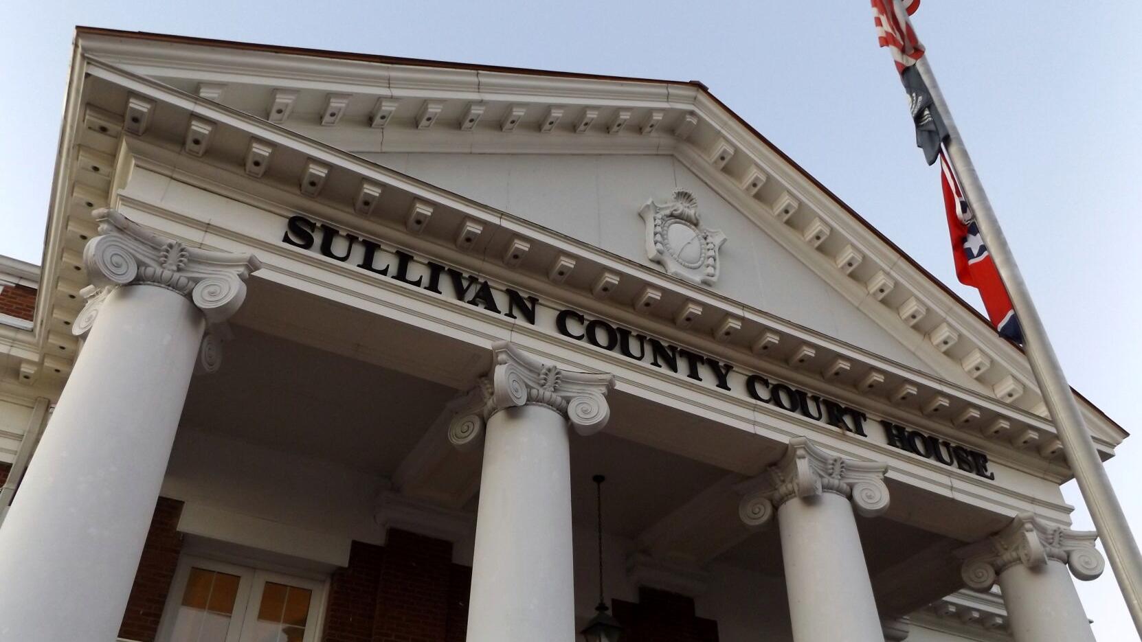 Sullivan considers $1,500 bonus pay for employees before Christmas